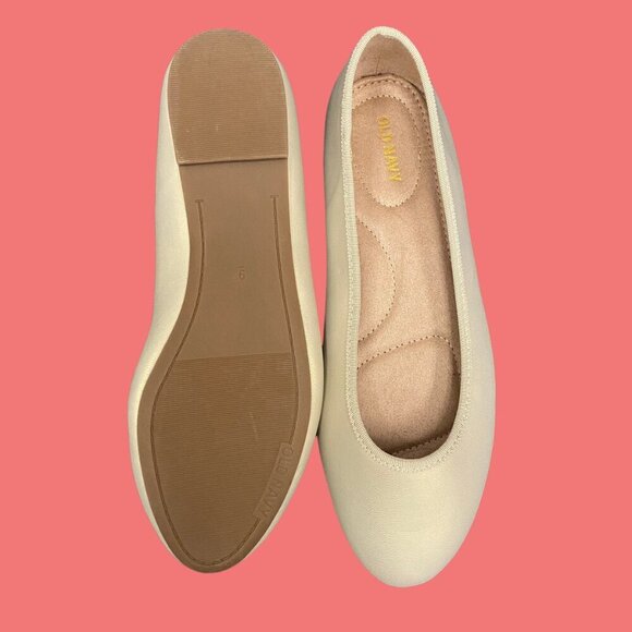 ✨Soft Gold Ballet Flats by Old Navy – Size 9 | Comfy Everyday Essential✨ - Picture 5 of 8